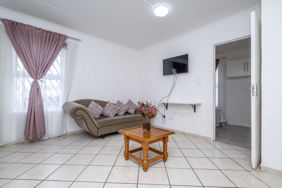 1 Bedroom Property for Sale in Sunset Glen Western Cape